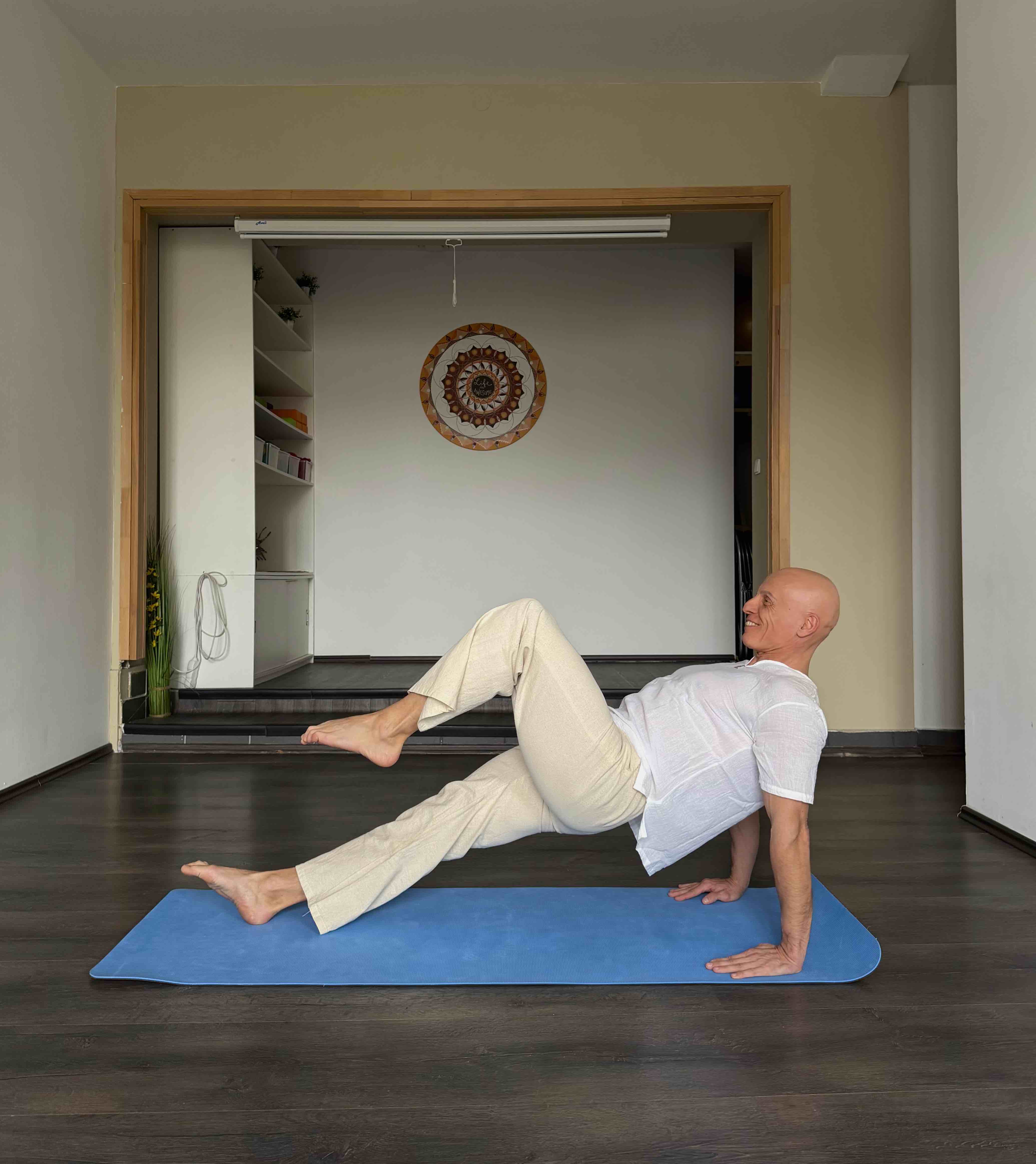 kalendarium / Joga a&nbsp;pilates pro �eny - foto milan